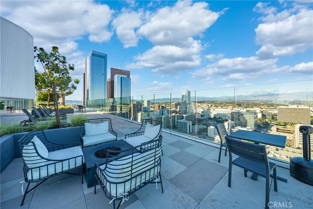 400 S Broadway 924, Los Angeles, California 90013 home-pic-18